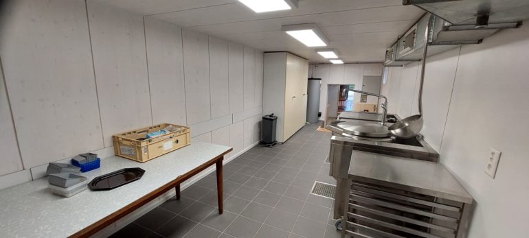 Installation-cuisines-traditionnelle-professionnelle_Cottens_1.jpg
